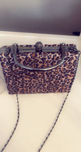 Load image into Gallery viewer, Hardshell Cheetah Crossbody Purse
